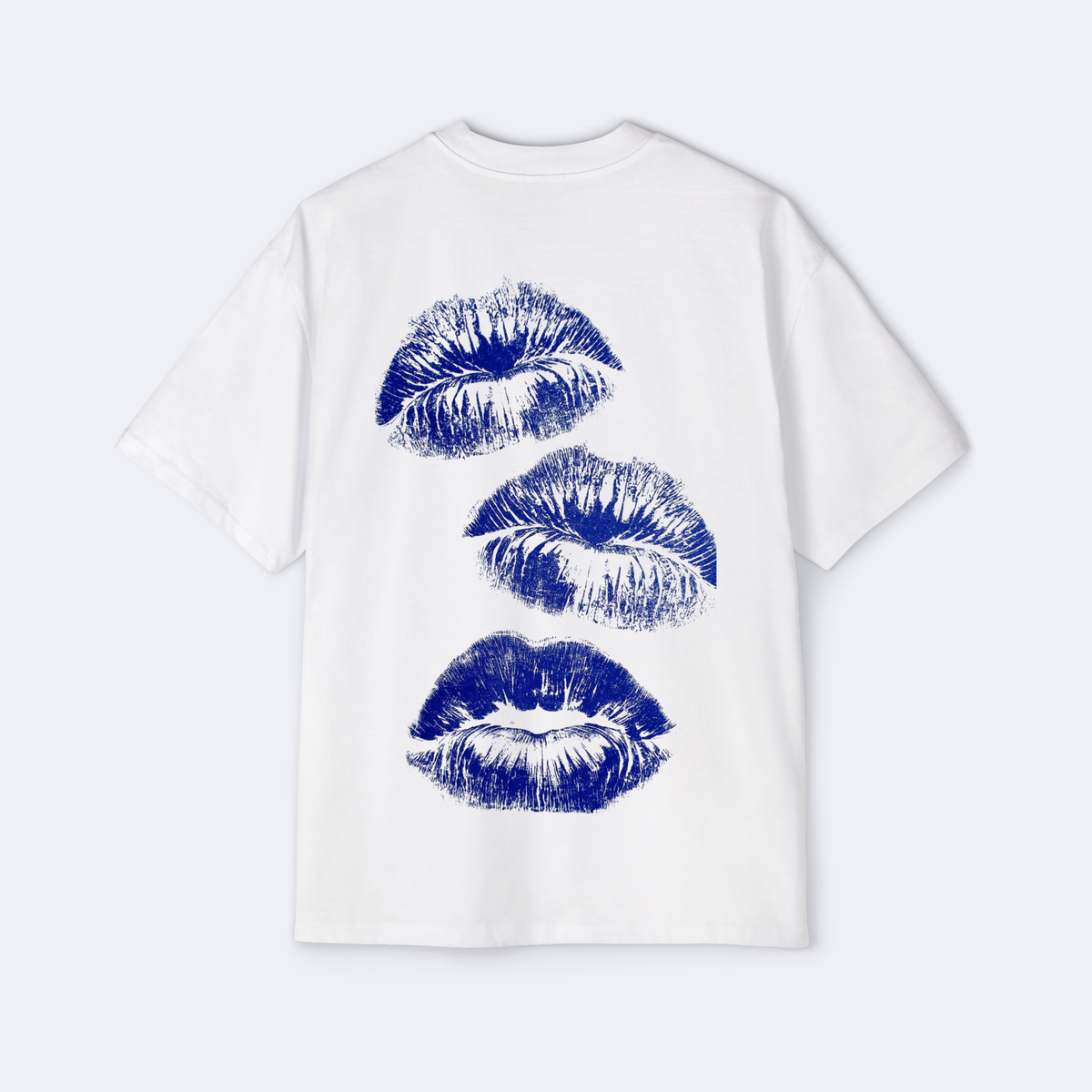 Kiss Me Oversized Tee